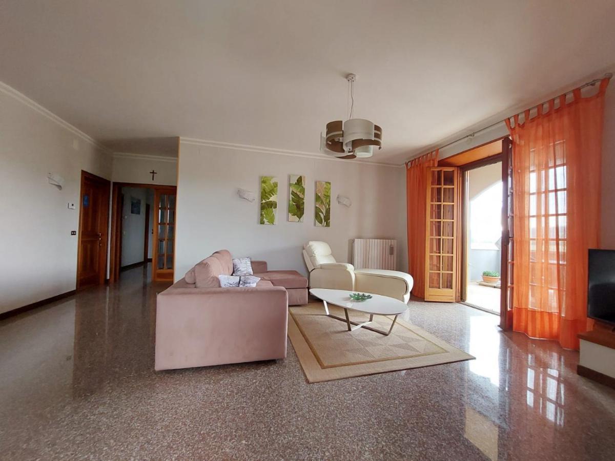 B&B Sotto Le Palme Molino Ciccolini Exteriör bild