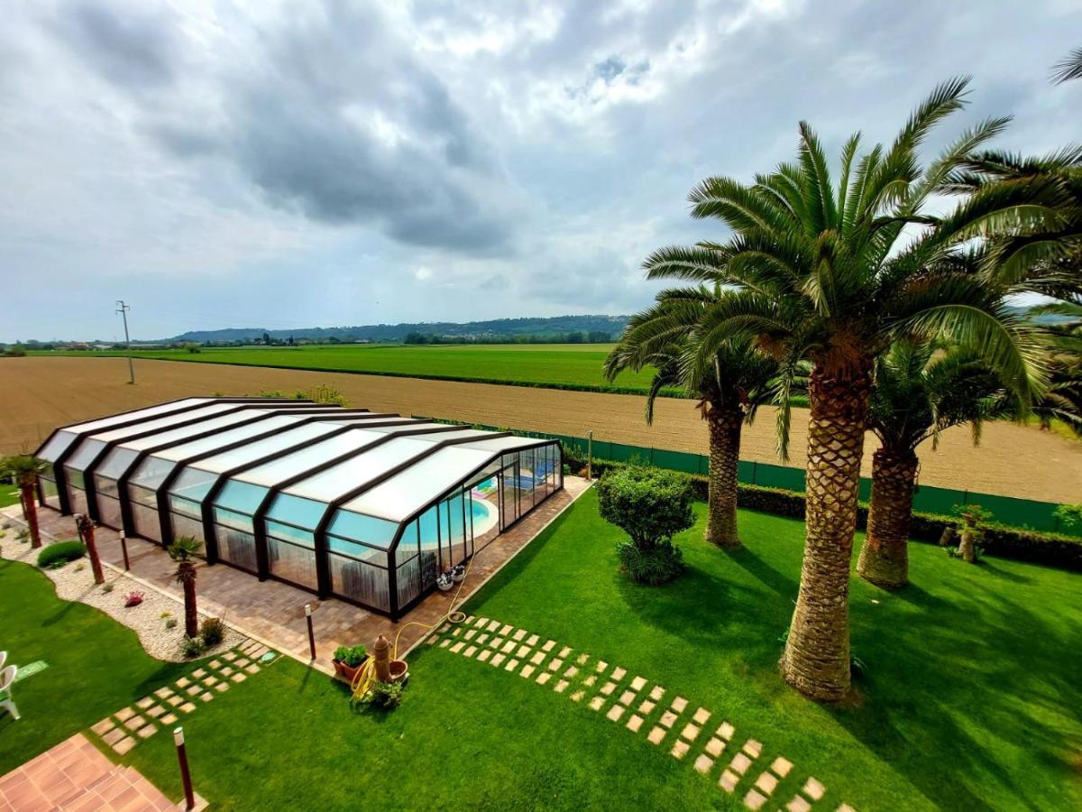 B&B Sotto Le Palme Molino Ciccolini Exteriör bild
